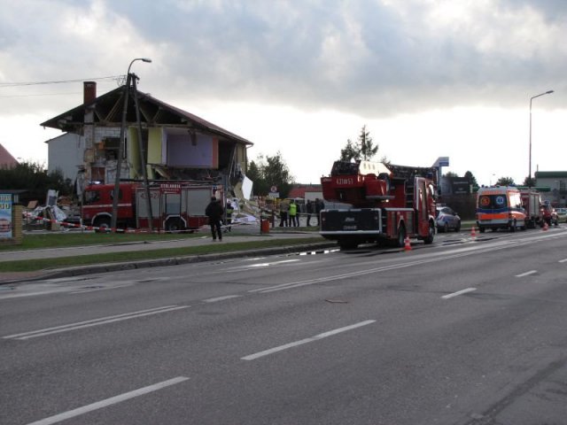 Wybuch gazu w budynku handlowo-mieszkaniowym